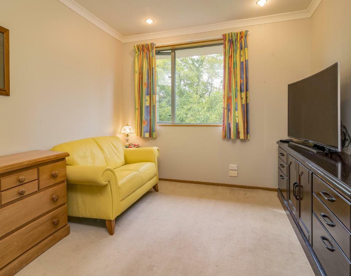 Shamrock Garden B&B Airport Christchurch Extérieur photo